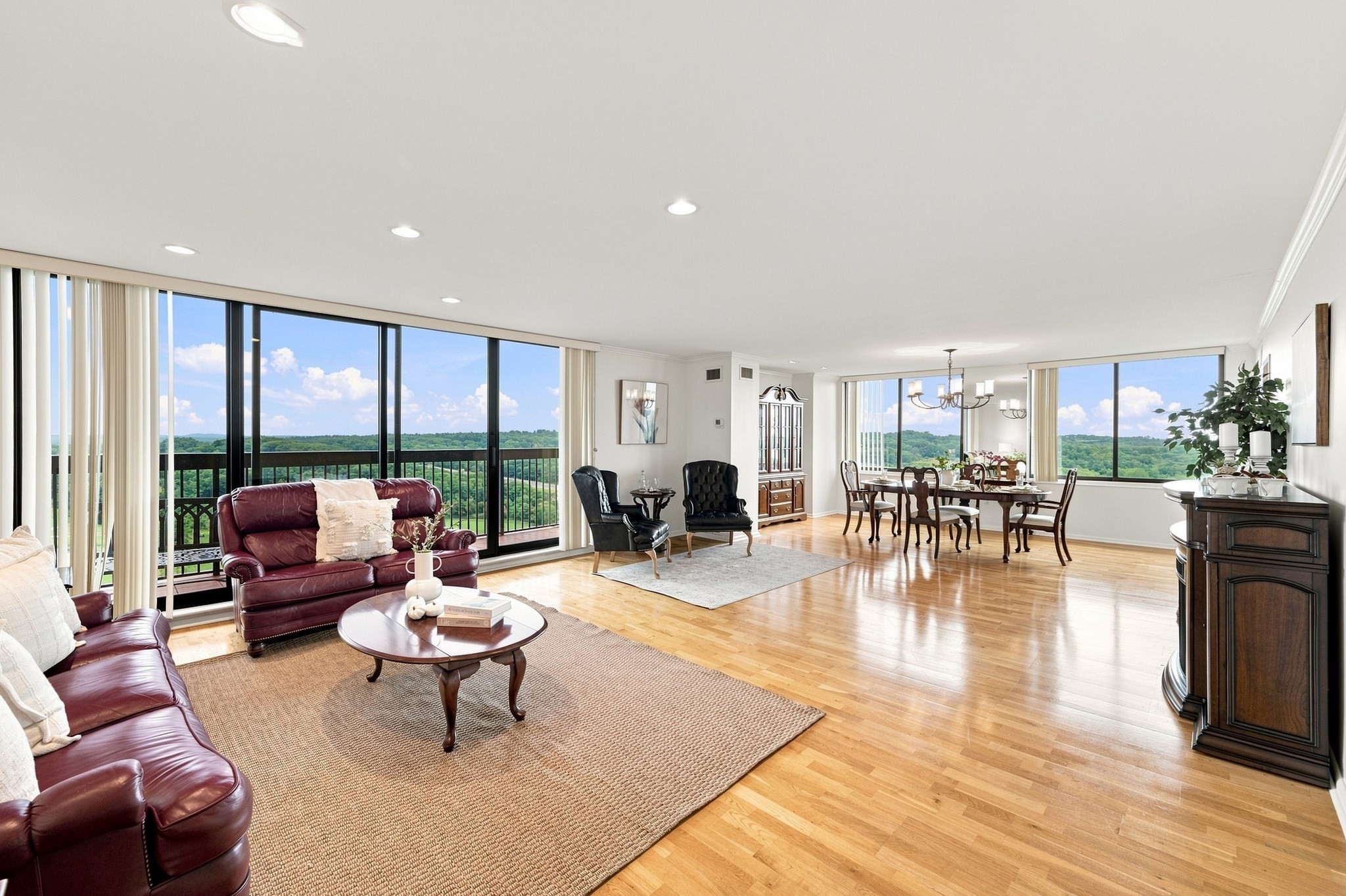 40 Village Rd # 1608