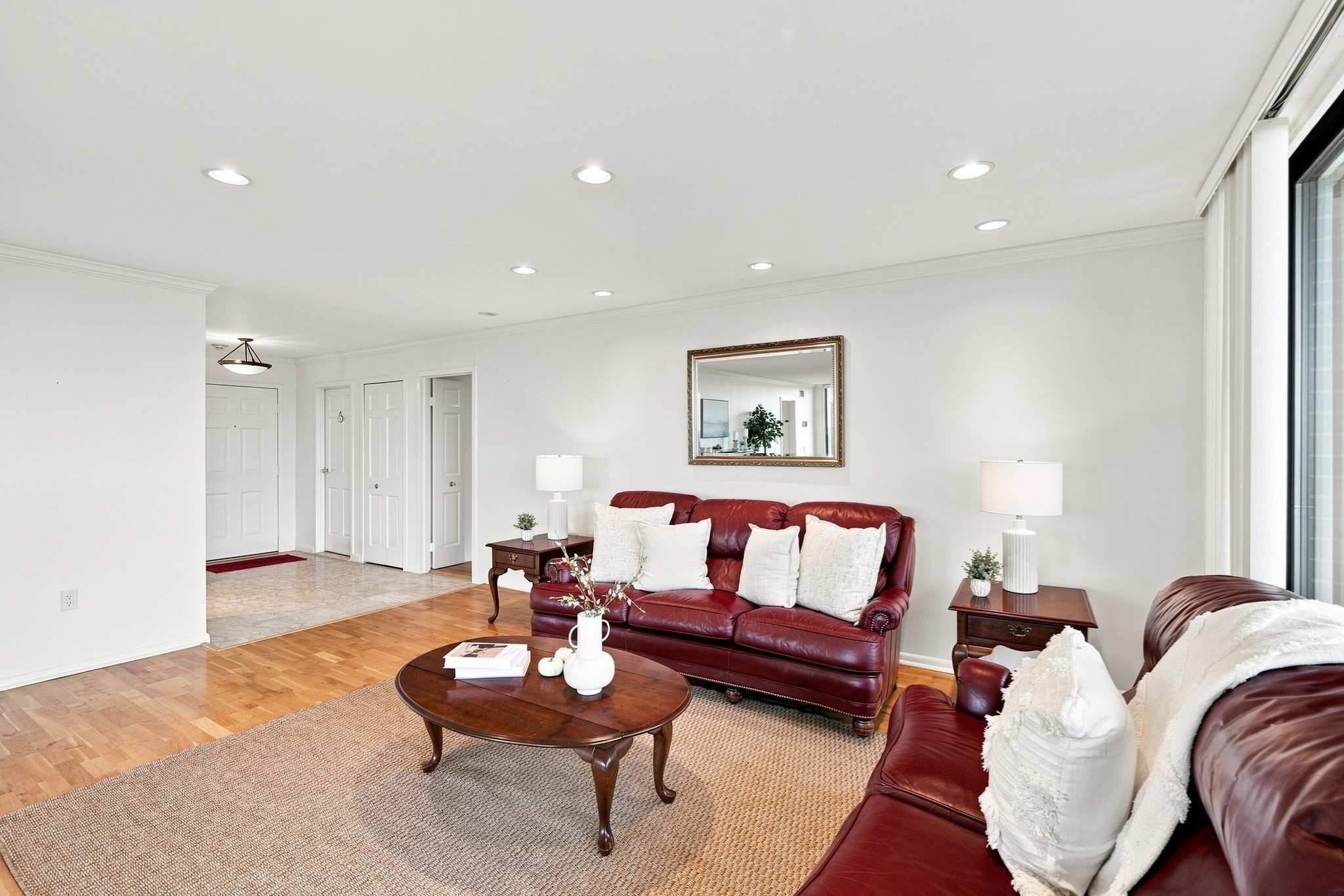 40 Village Rd # 1608