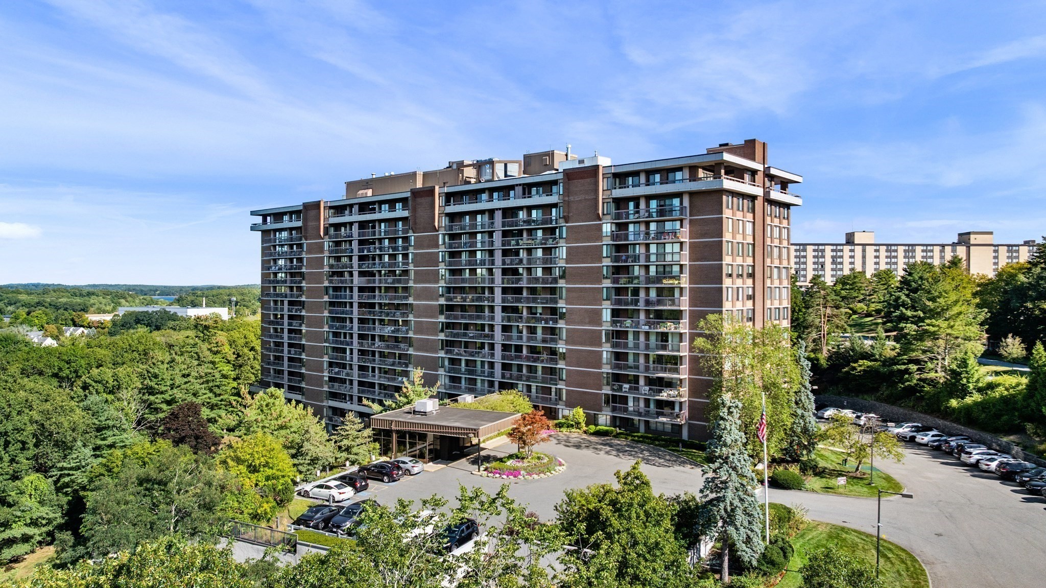 40 Village Rd # 1608