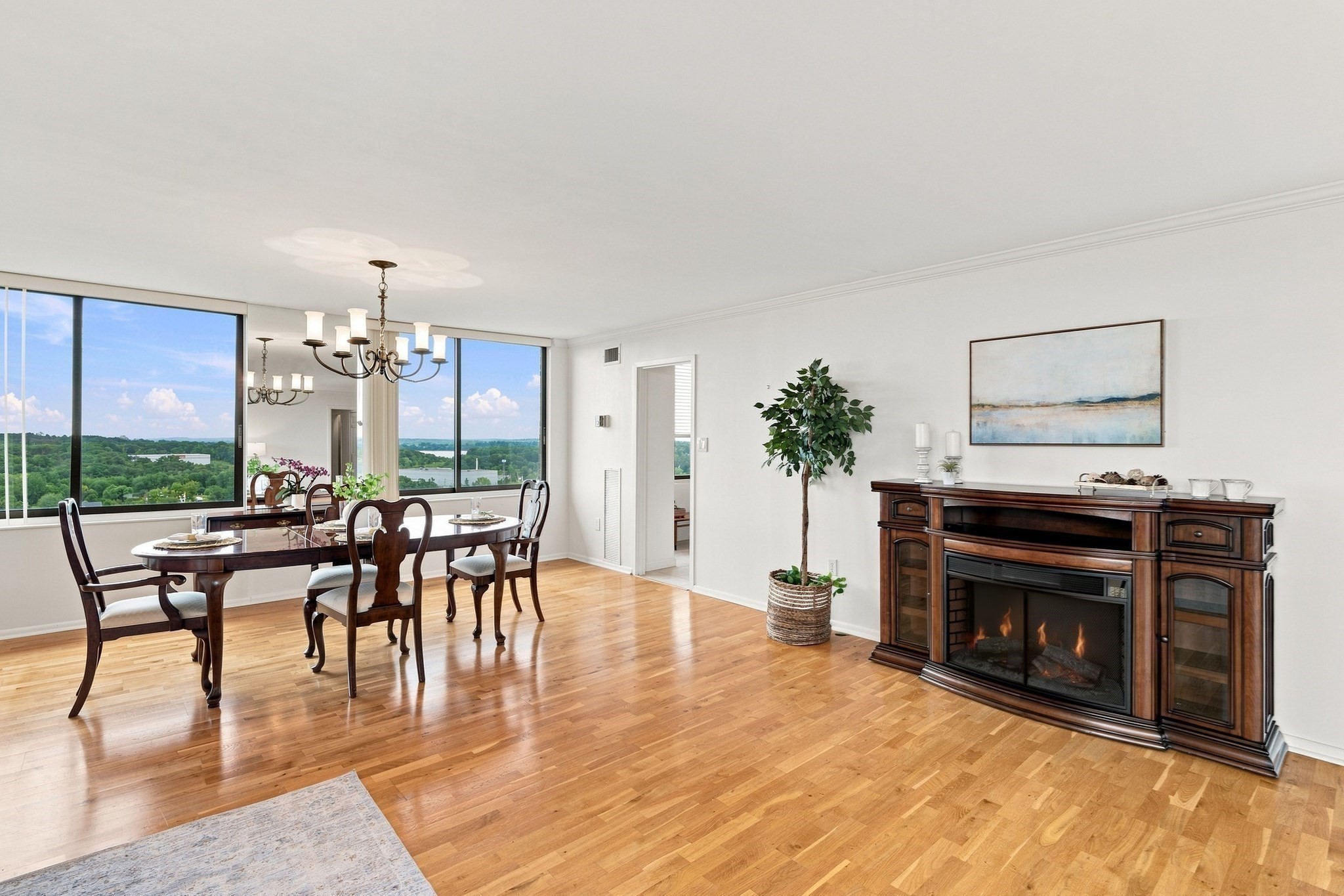 40 Village Rd # 1608