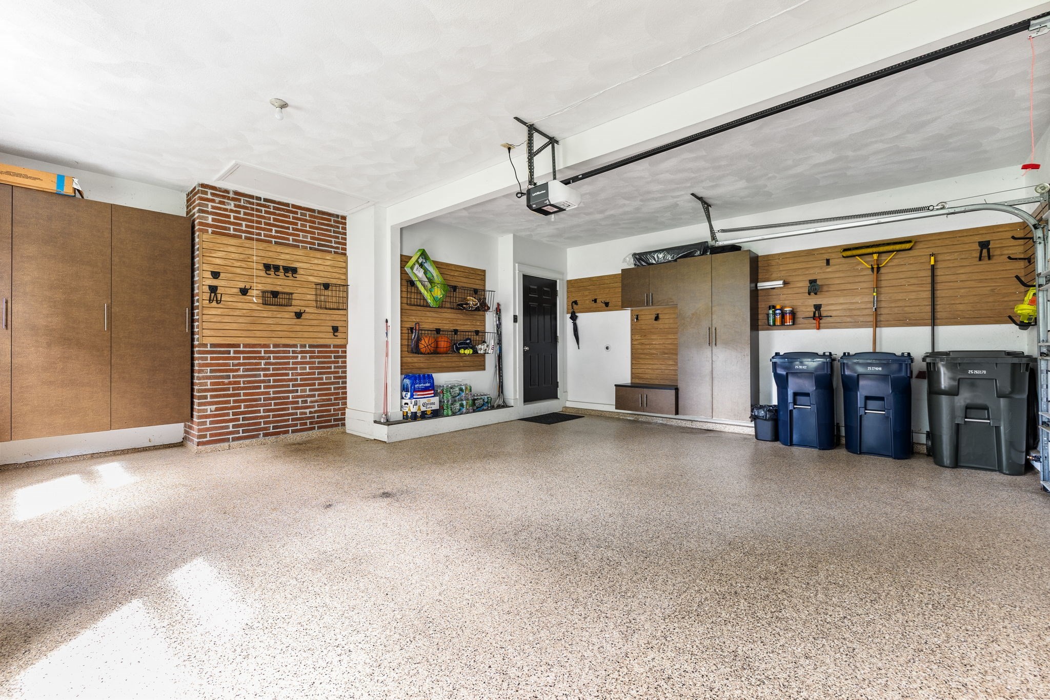 35 Smithshire Estates