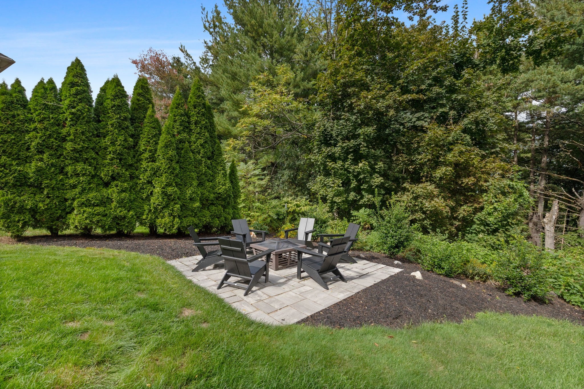 35 Smithshire Estates