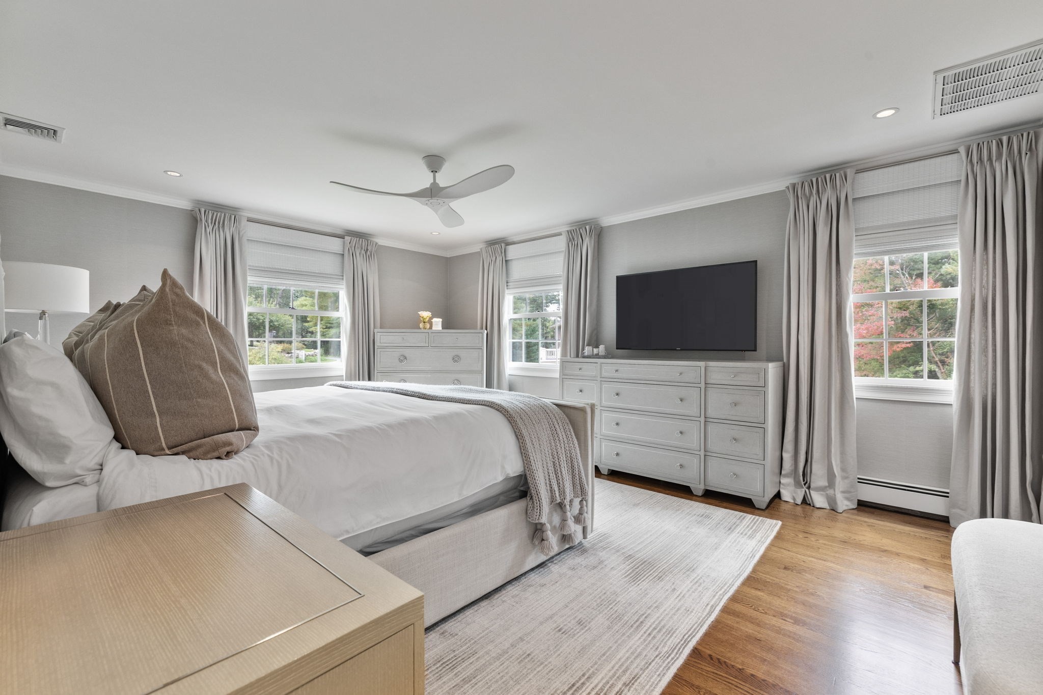 35 Smithshire Estates