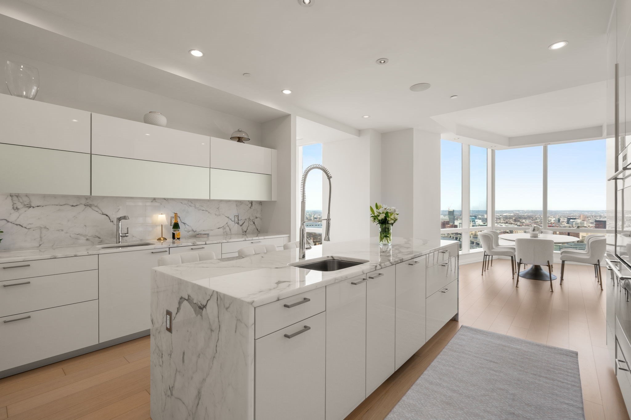 1 Franklin St # 4602