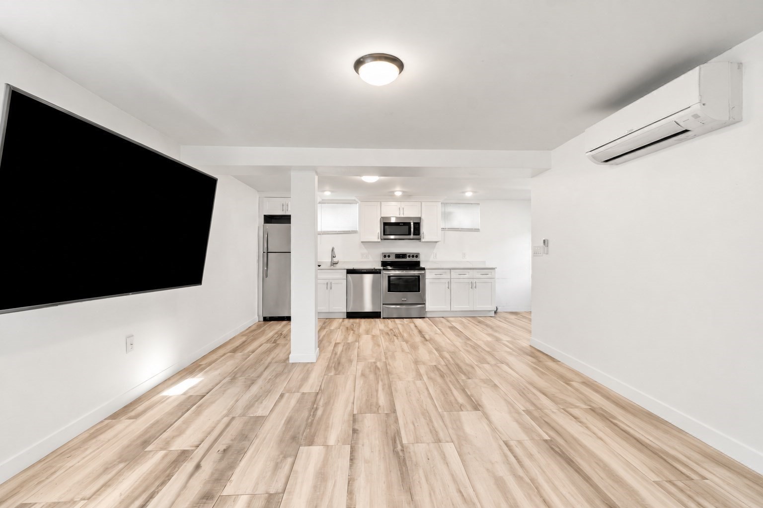 70 Haith St