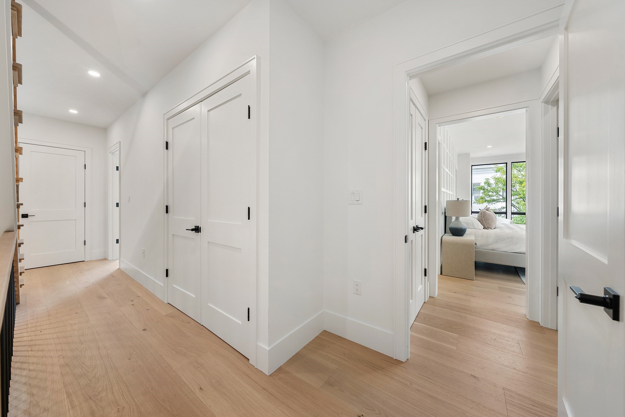 421 E. 6th St Unit: TH1