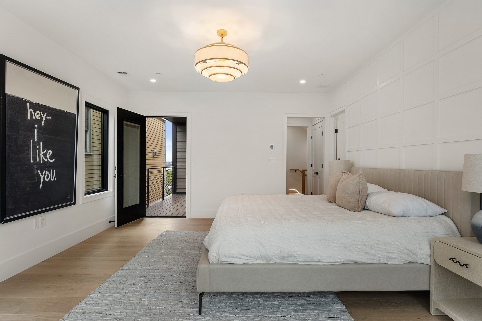 421 E. 6th St Unit: TH1