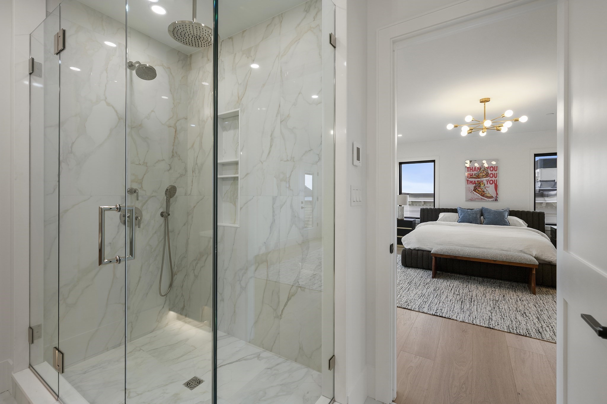 421 E. 6th St Unit: TH1