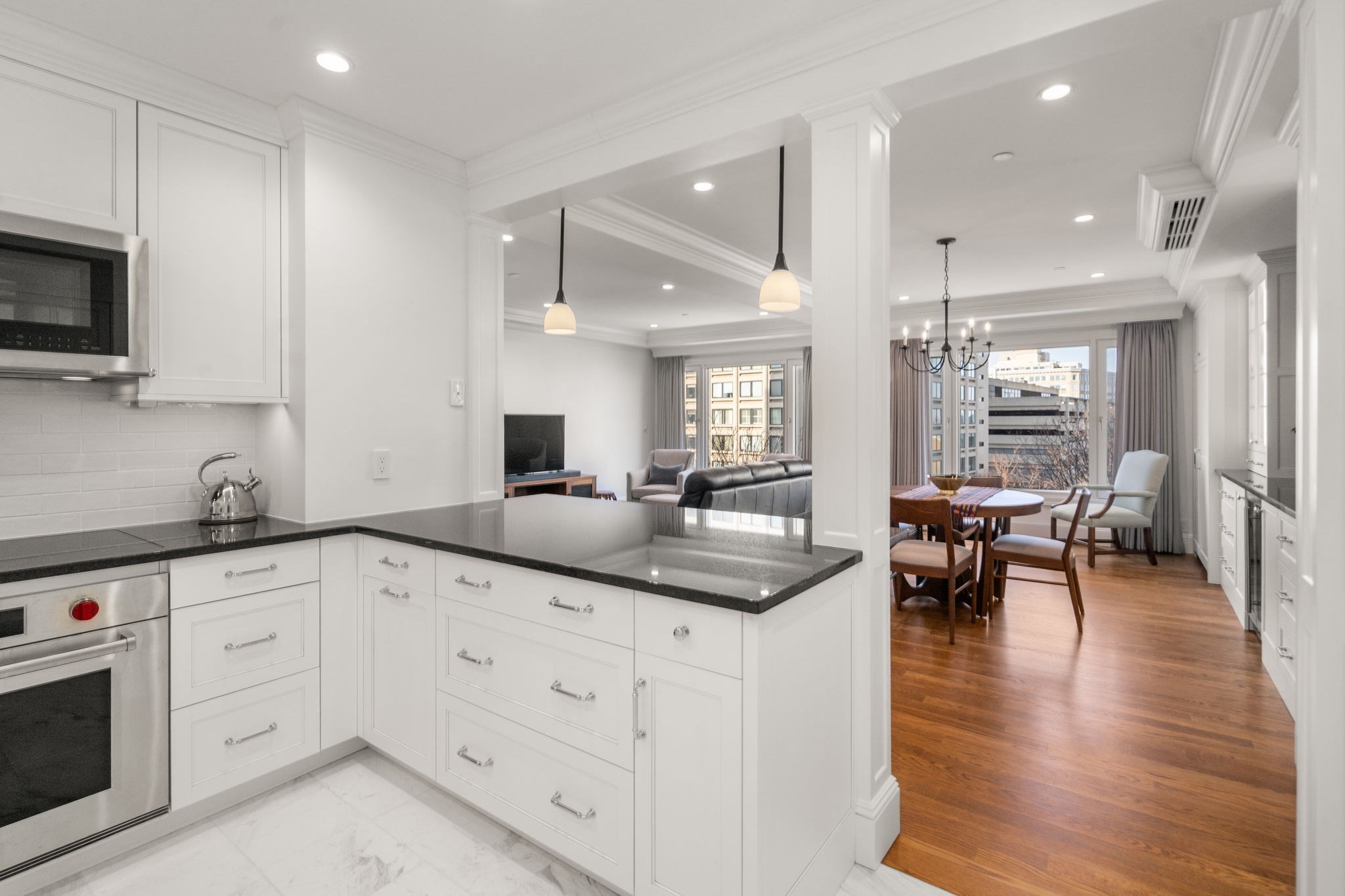 20 Rowes Wharf # 701