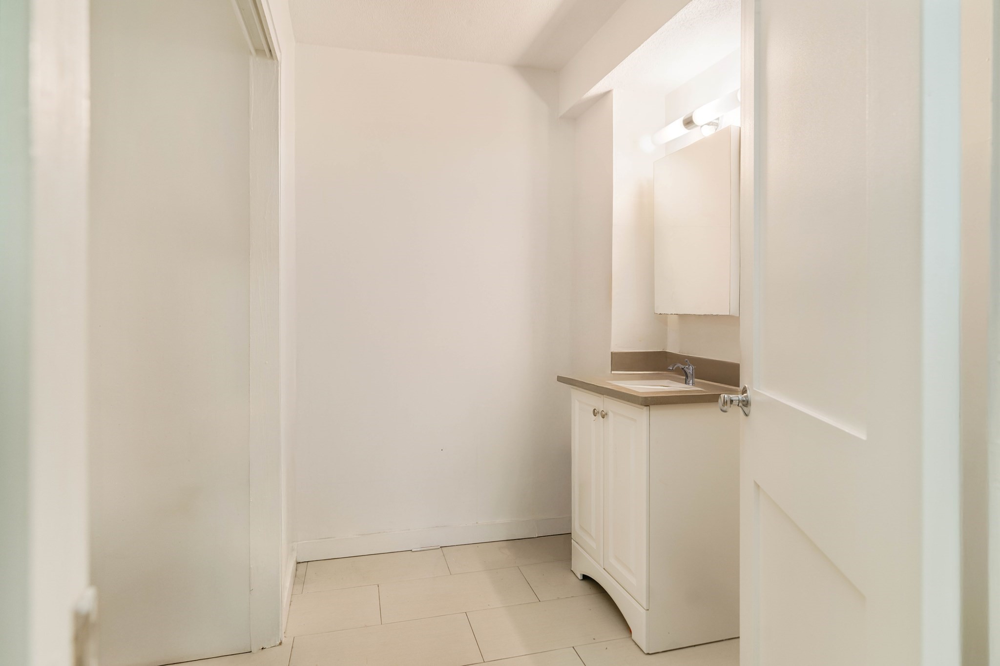 5 N Margin St # 2