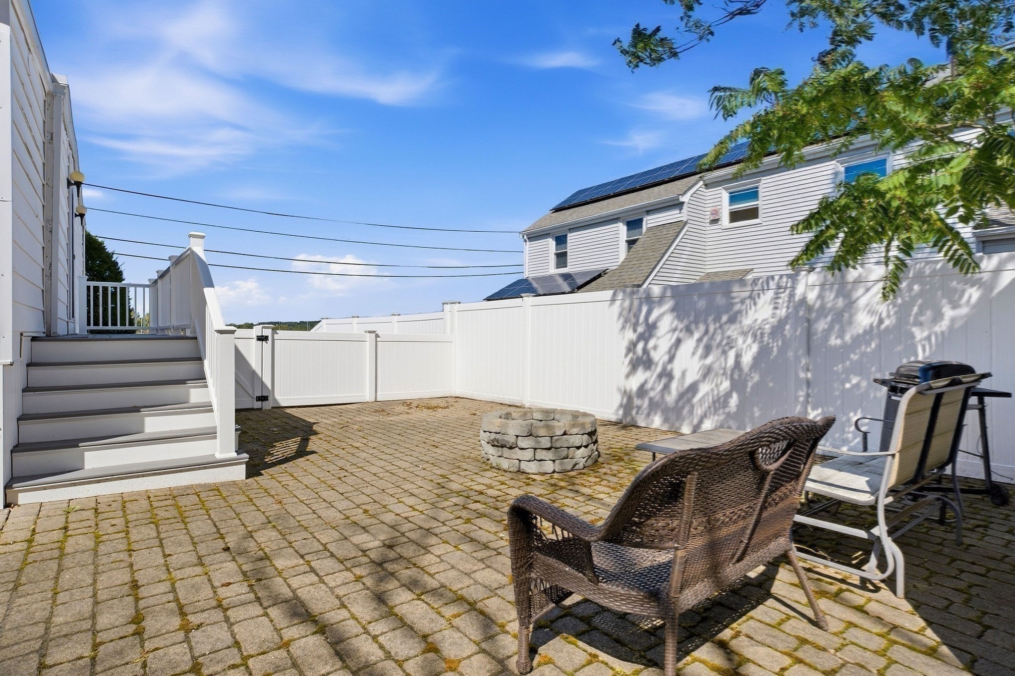 195 Mills Ave