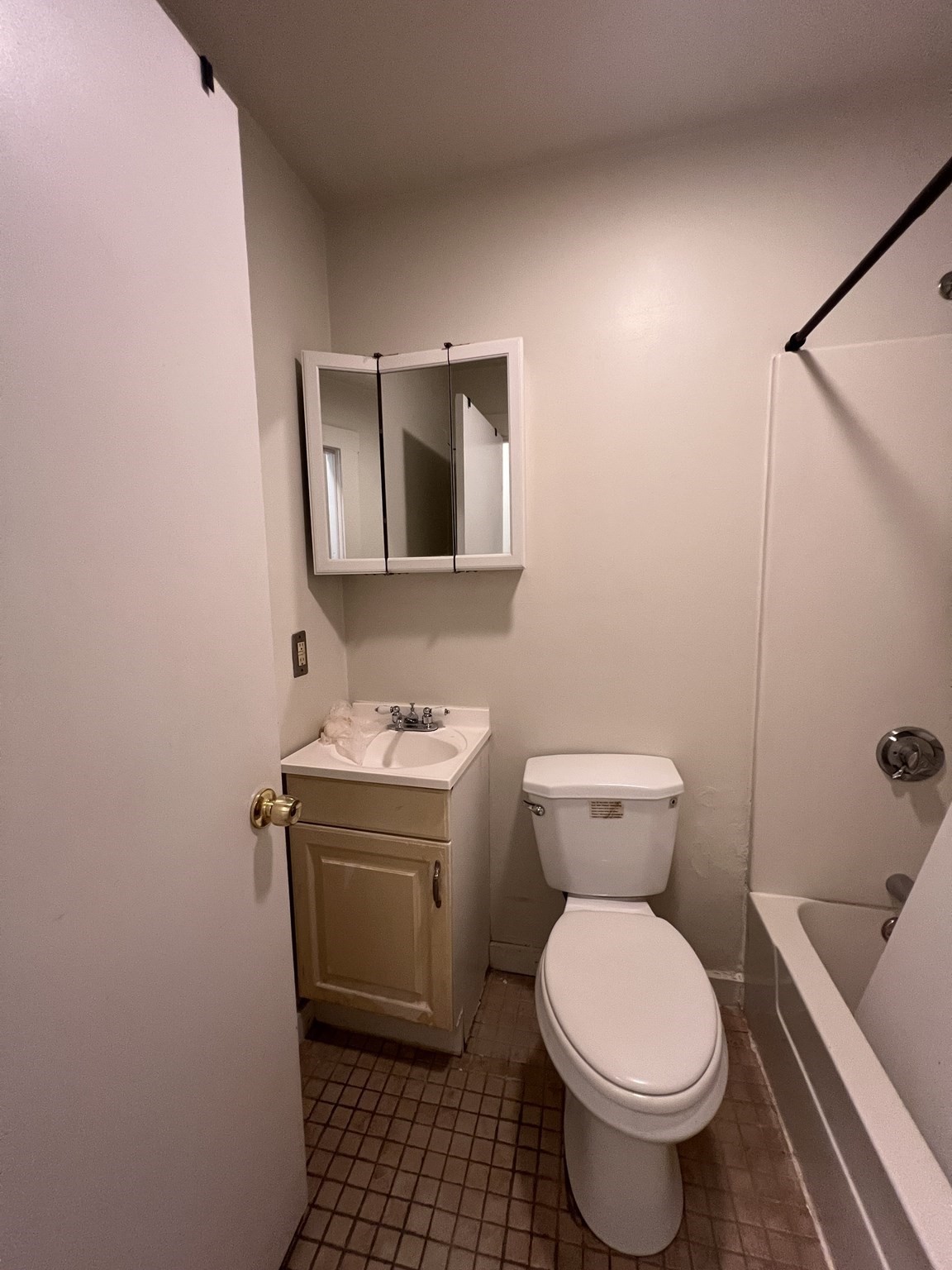 1204 Cambridge Street Unit: 1