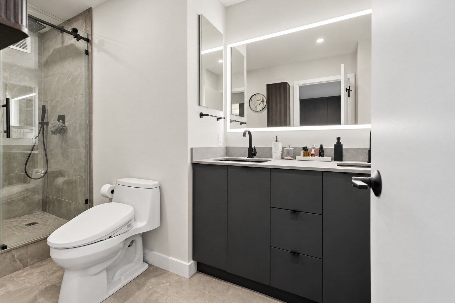 65 E India Row # 10E