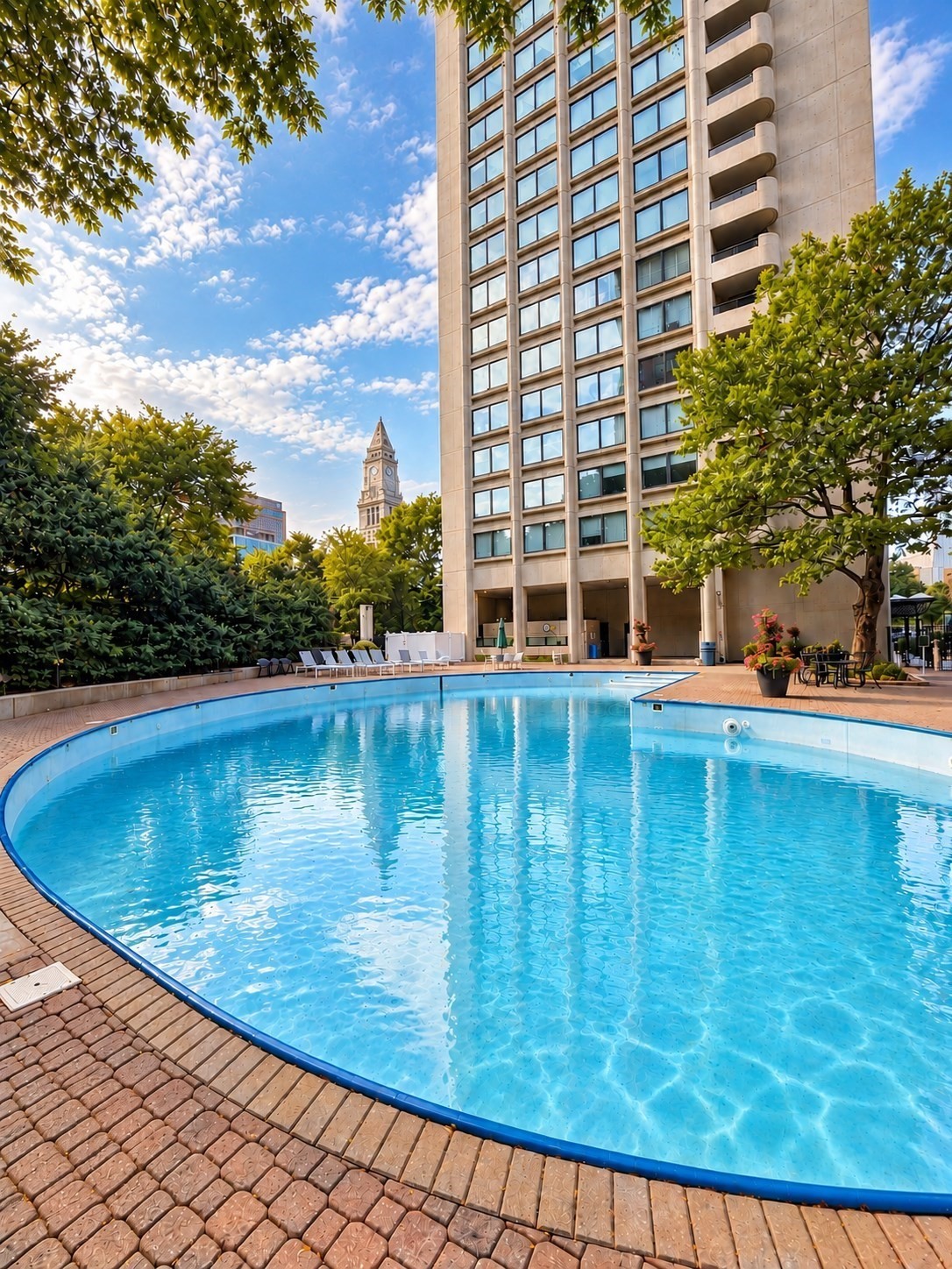 65 E India Row # 10E