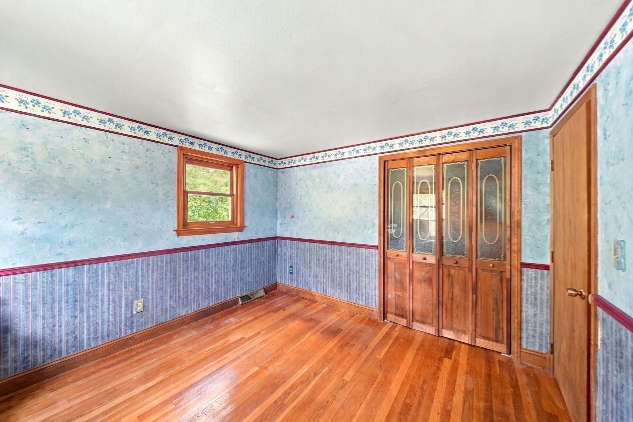 7 Olde Farm Rd