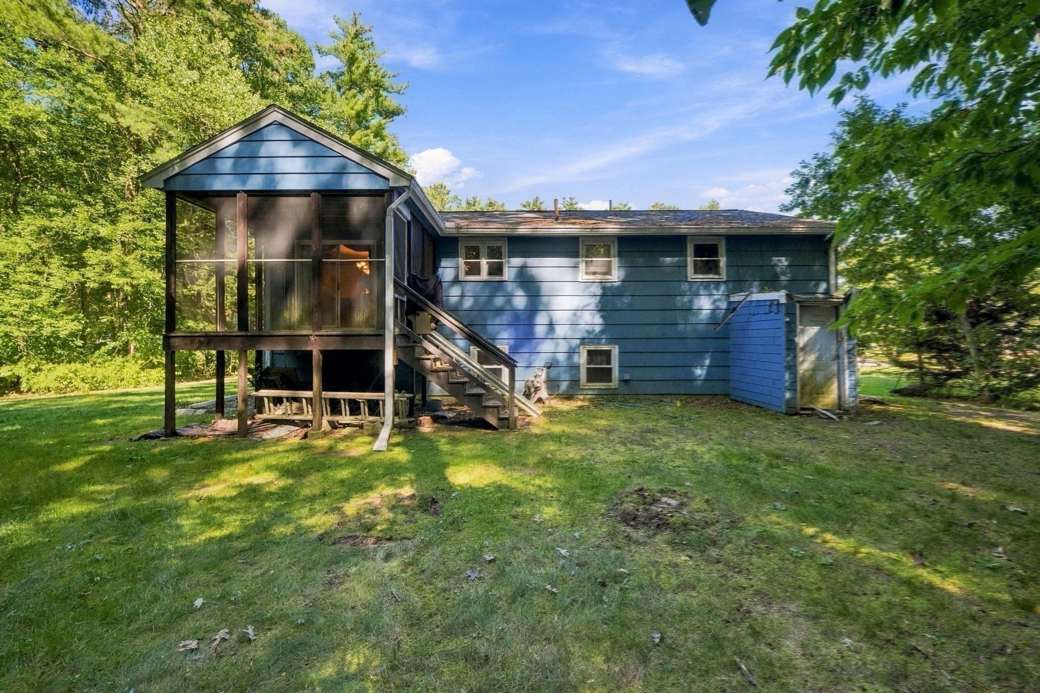 7 Olde Farm Rd