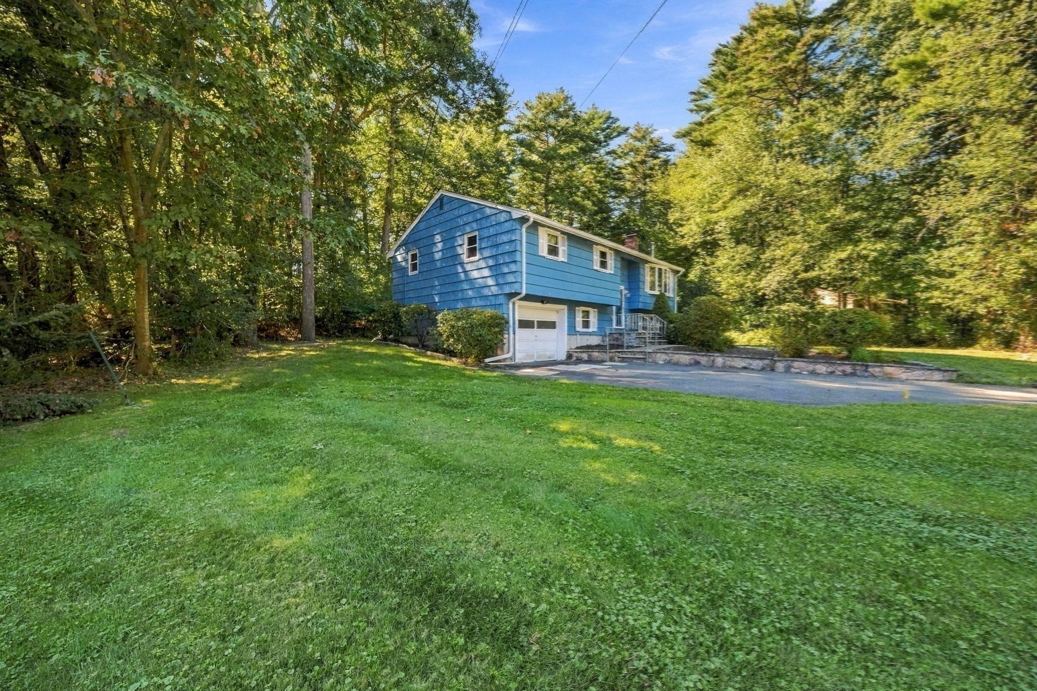 7 Olde Farm Rd