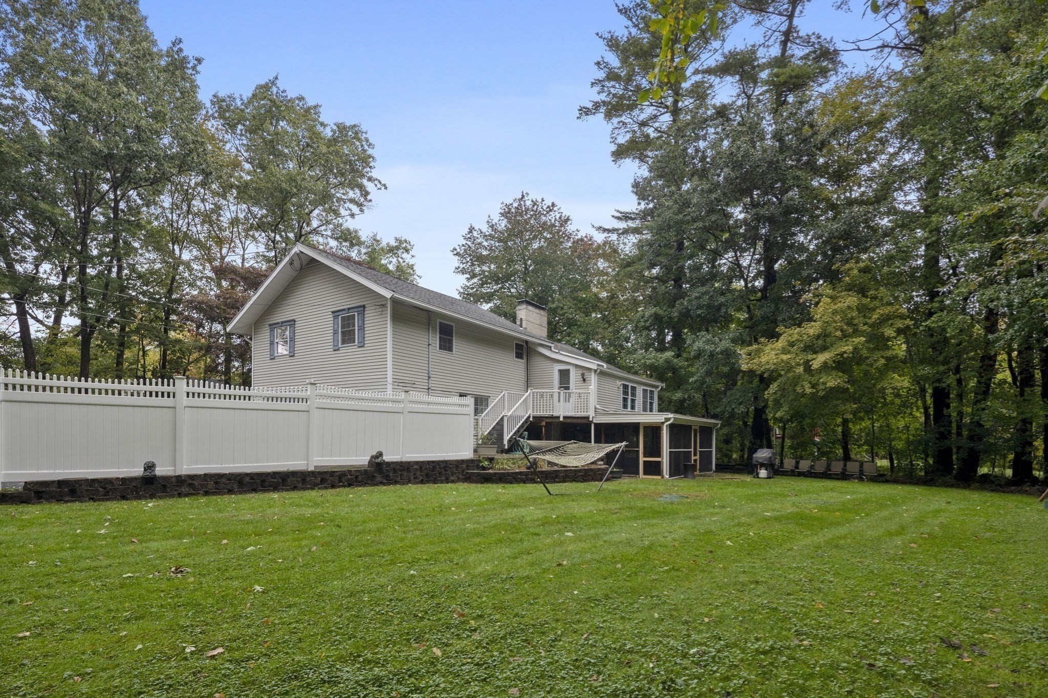 8 Patley Rd