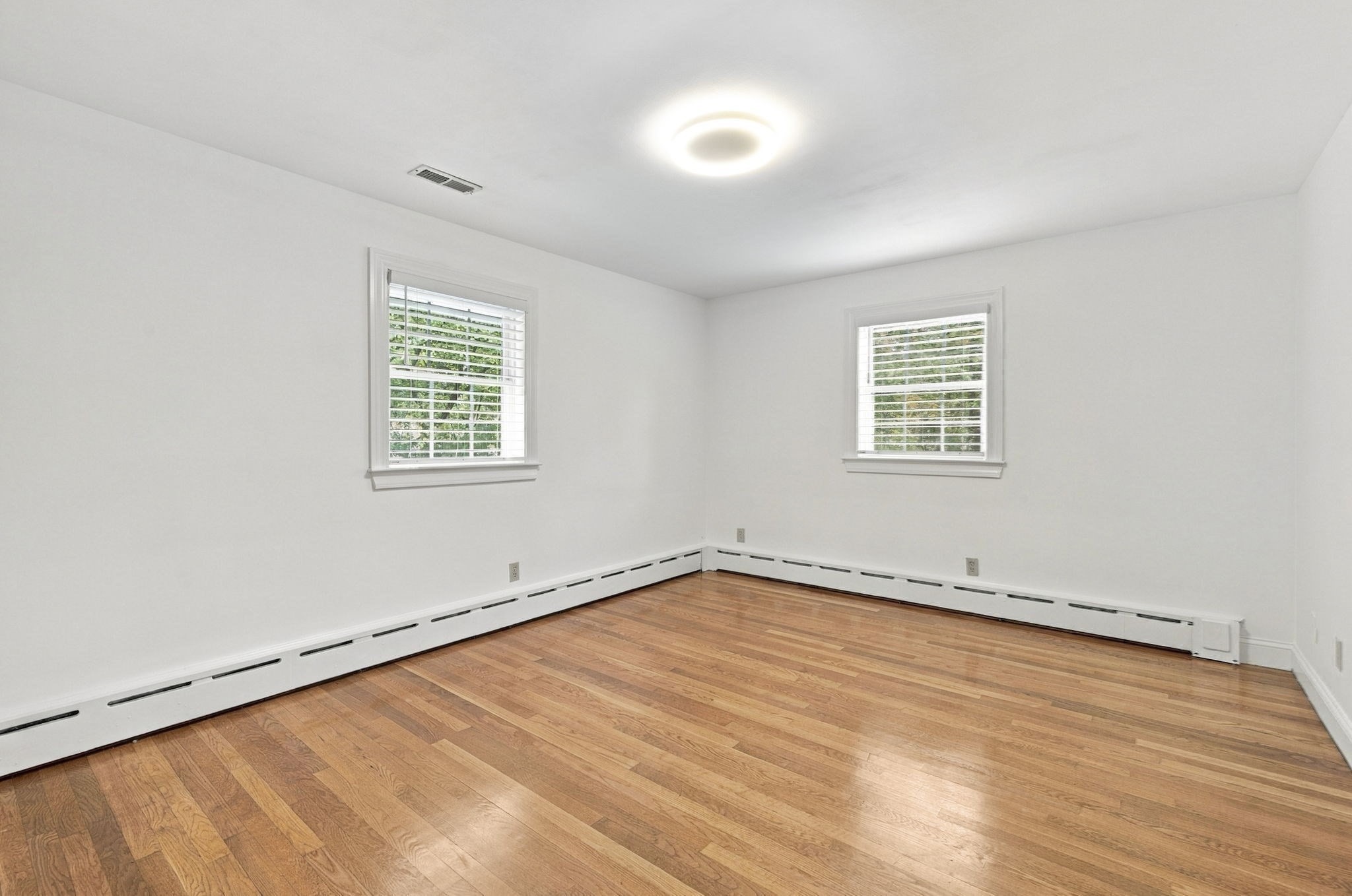 8 Patley Rd