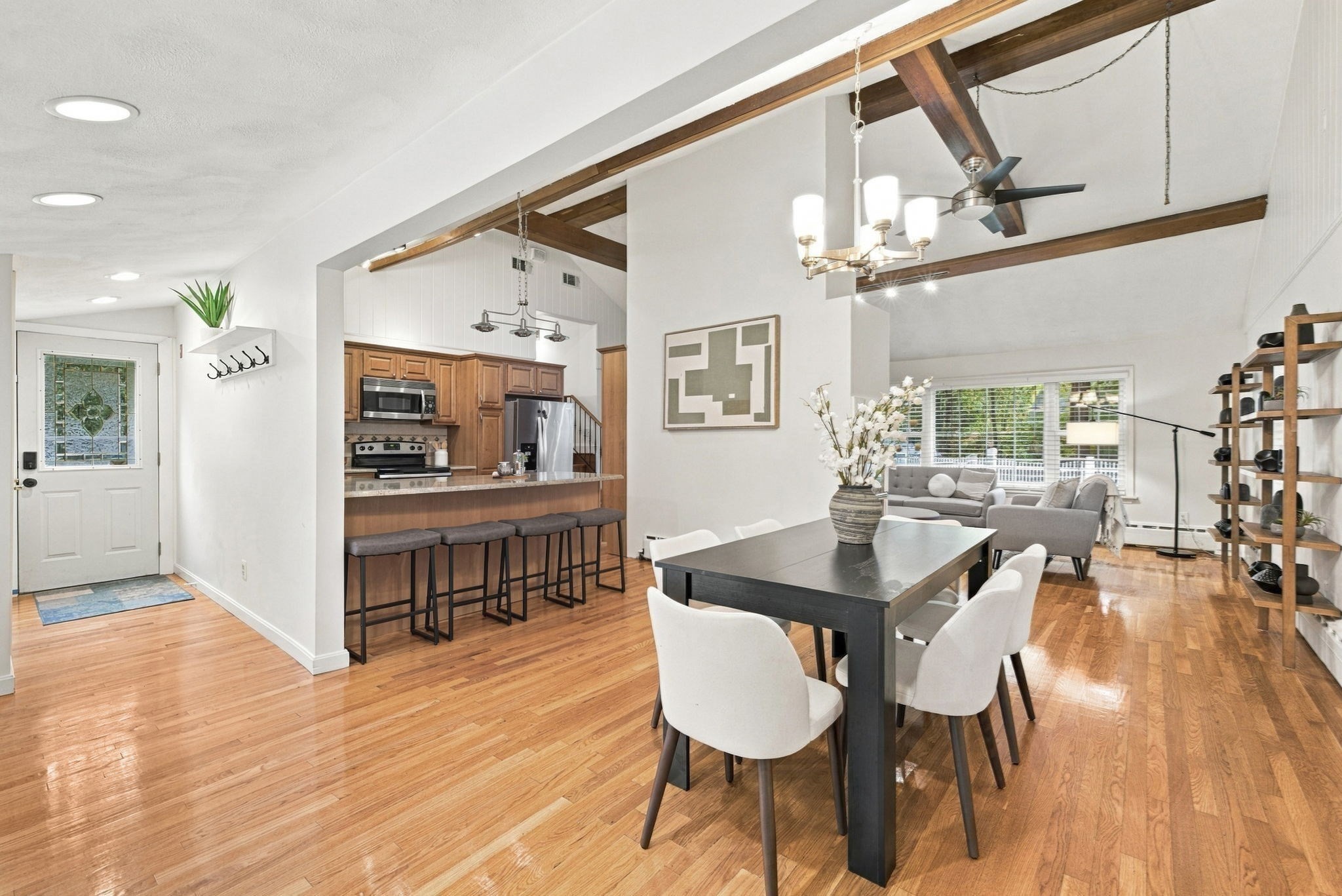 8 Patley Rd