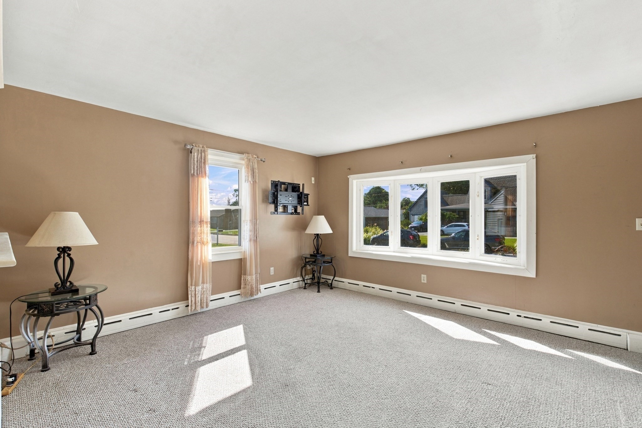136 Durfee Road