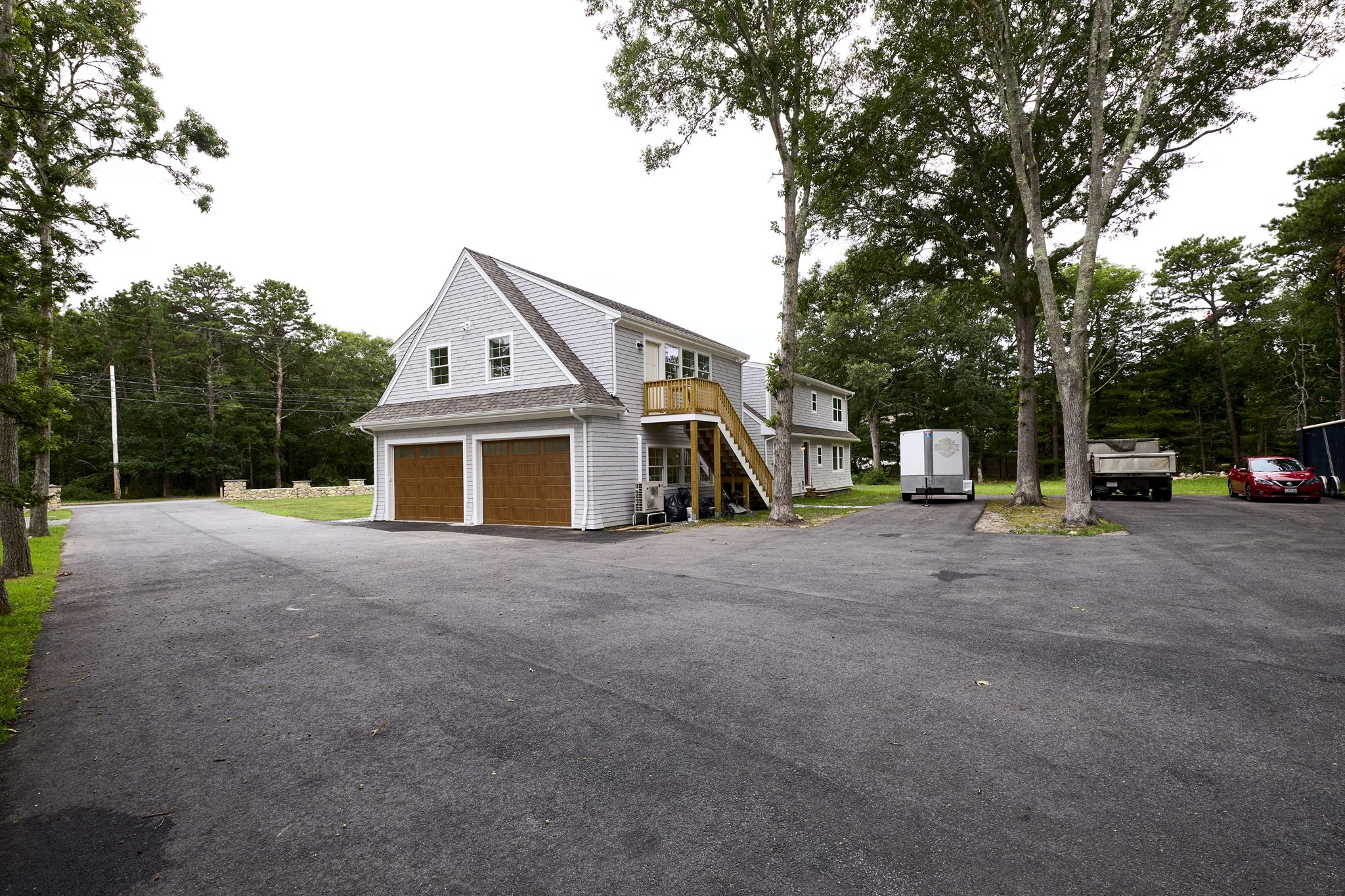 4 Edgerton Dr