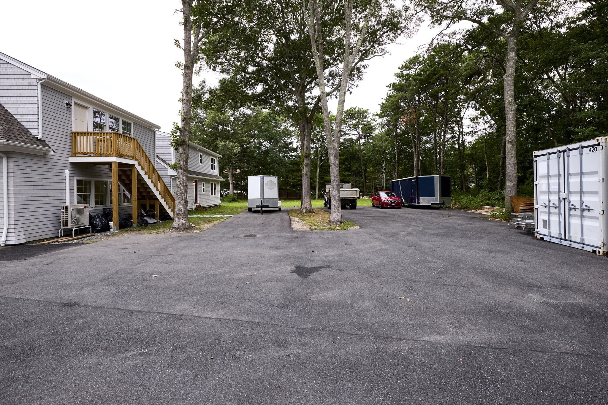 4 Edgerton Dr