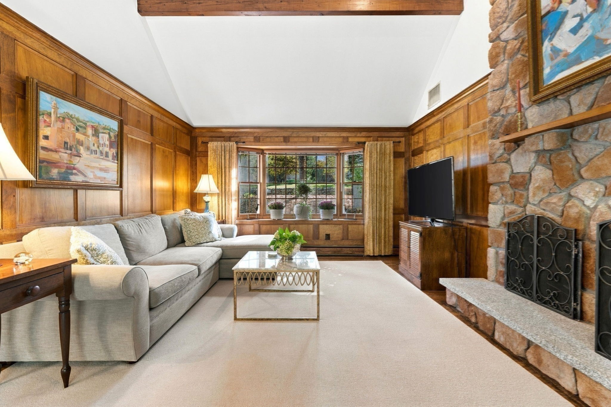 37 Smithshire Est