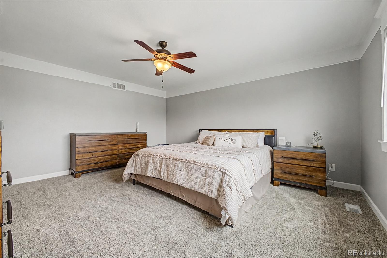 2035 E 125th Place