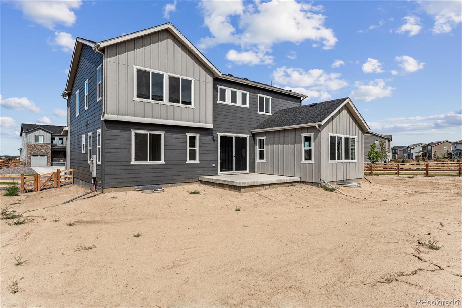 1846 Marlowe Circle W