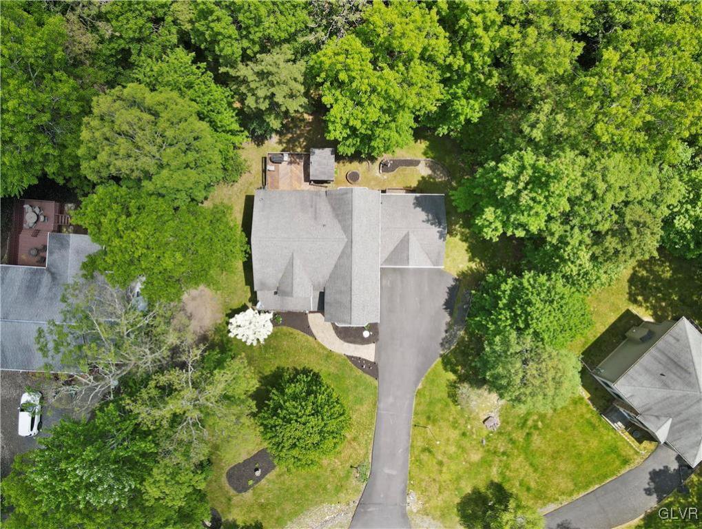 1006 Long Lake Road