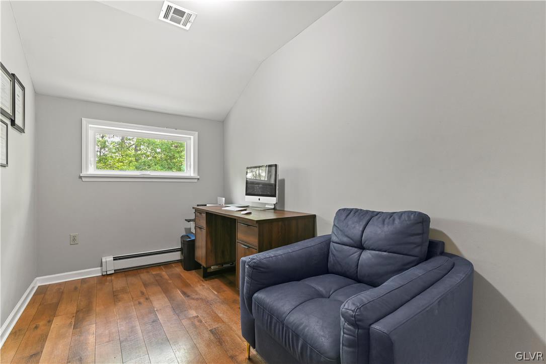 1006 Long Lake Road