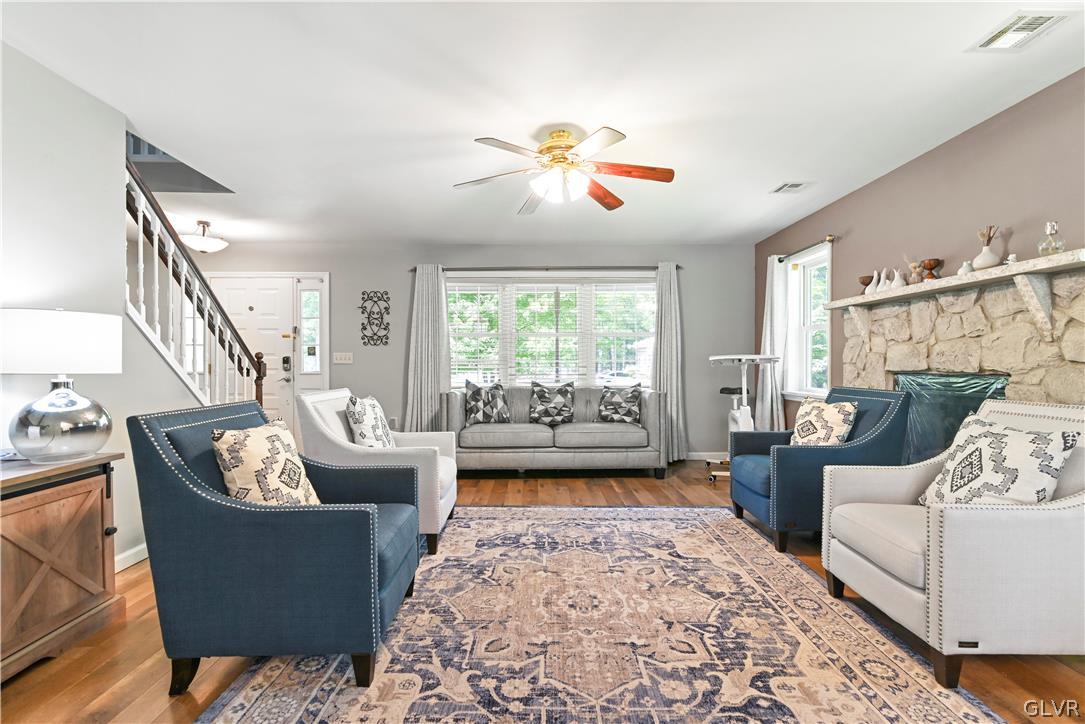 1006 Long Lake Road