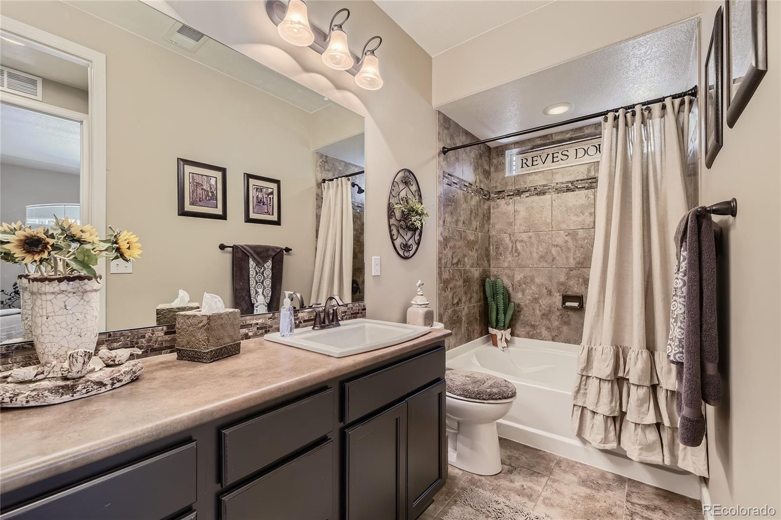 1505 Raindrop Way