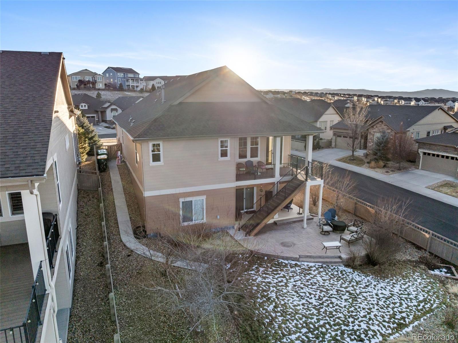 2351 Lassen Lane