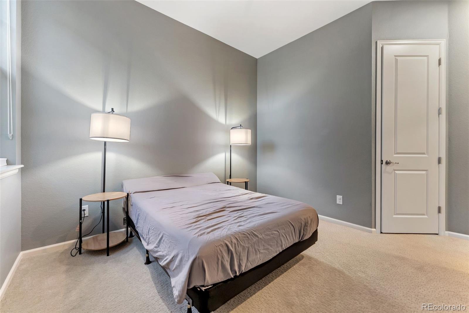 2351 Lassen Lane
