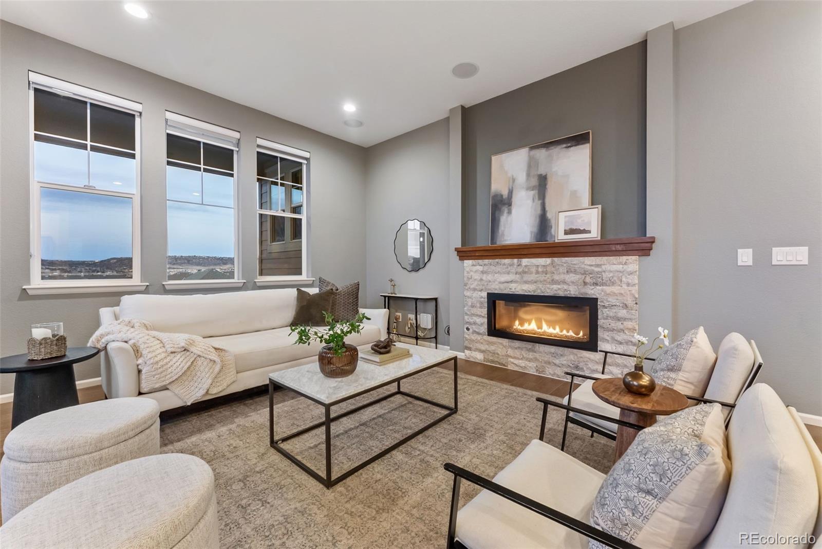 2351 Lassen Lane
