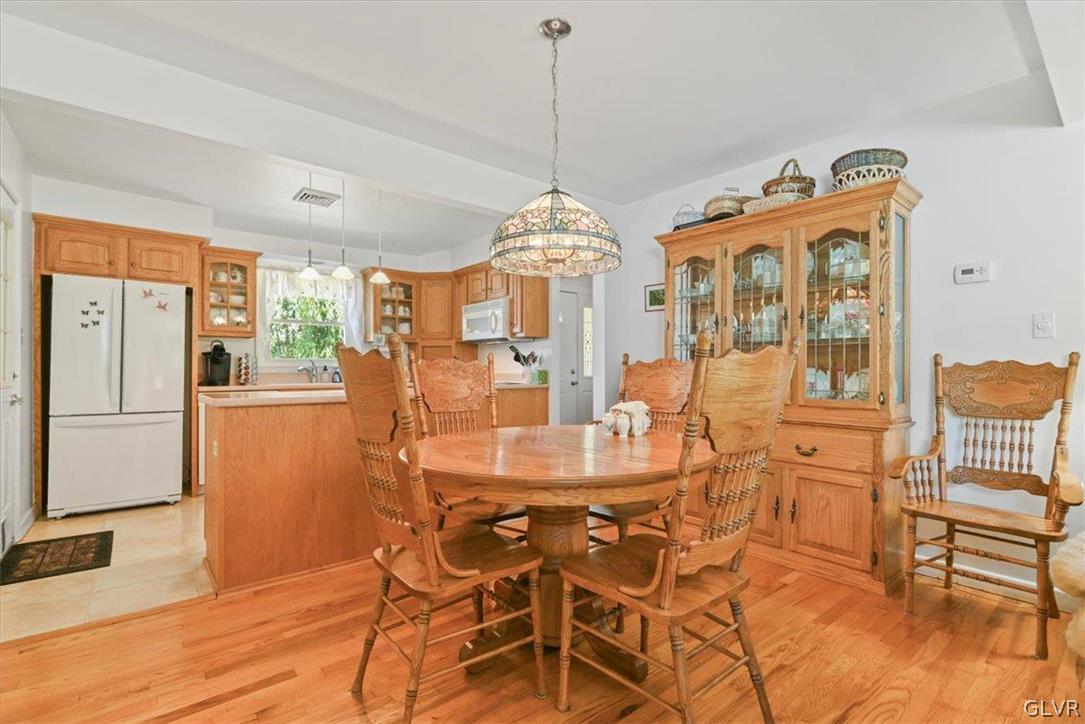 2764 West Fairview Street