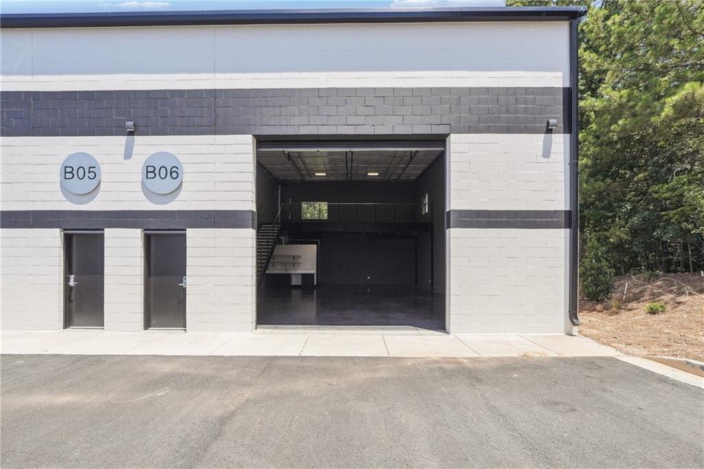 5755 Stables Way Unit B06