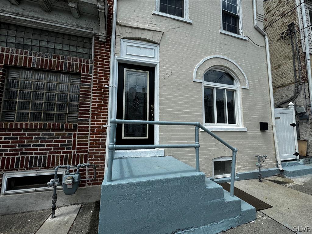 626 North Front Street