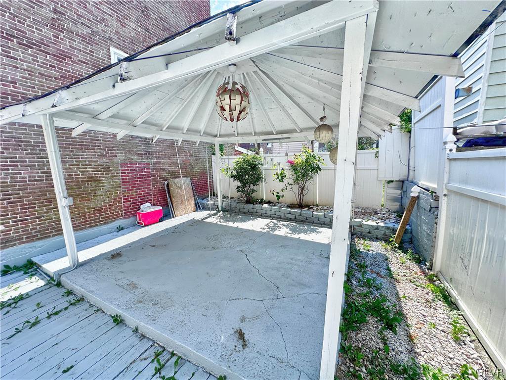 626 North Front Street