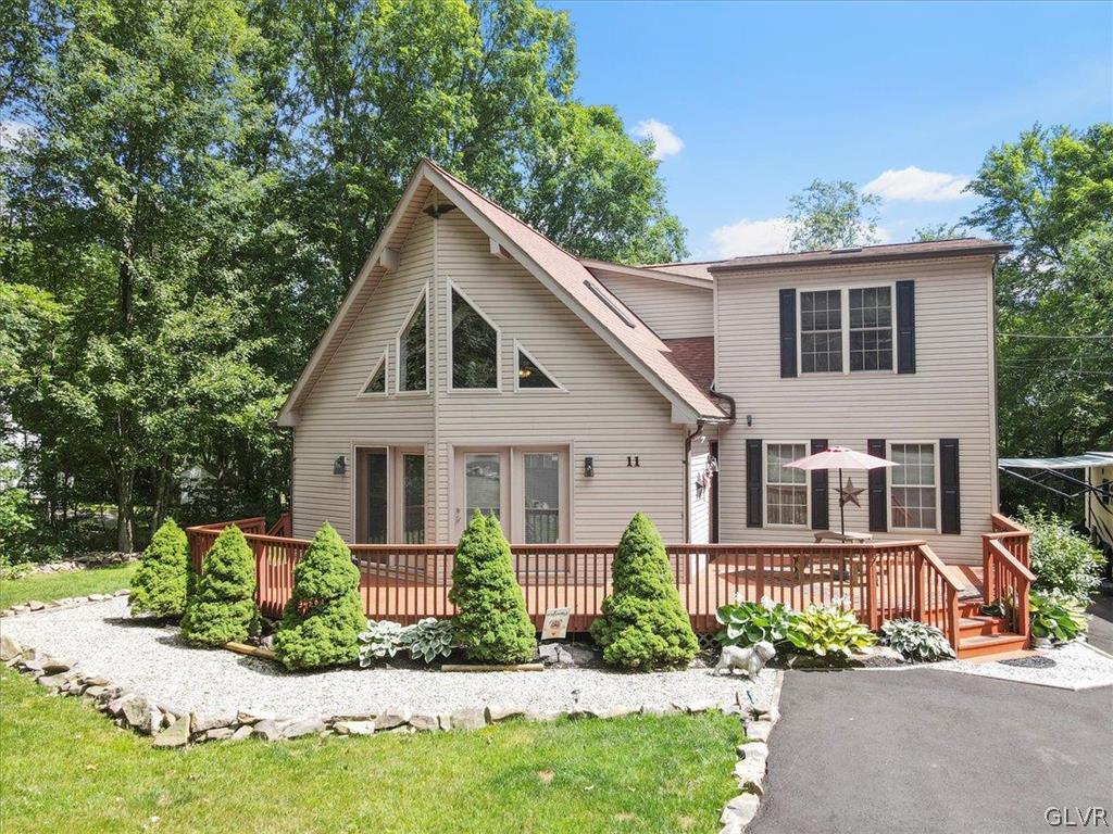 11 Pinoak Drive
