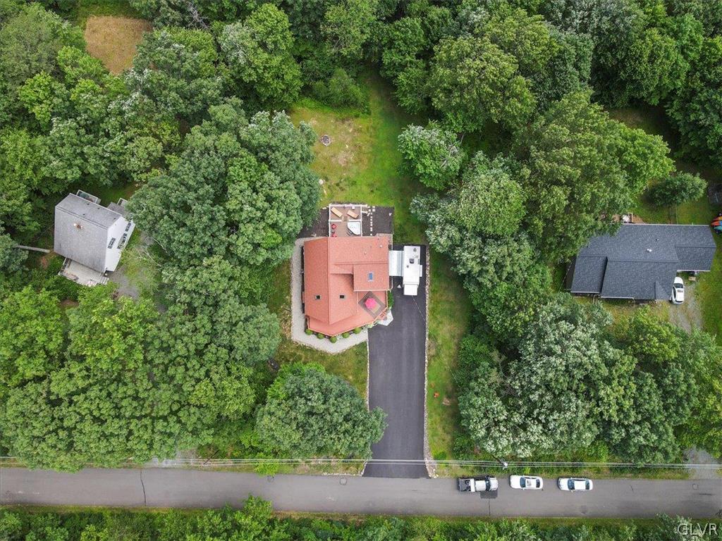 11 Pinoak Drive