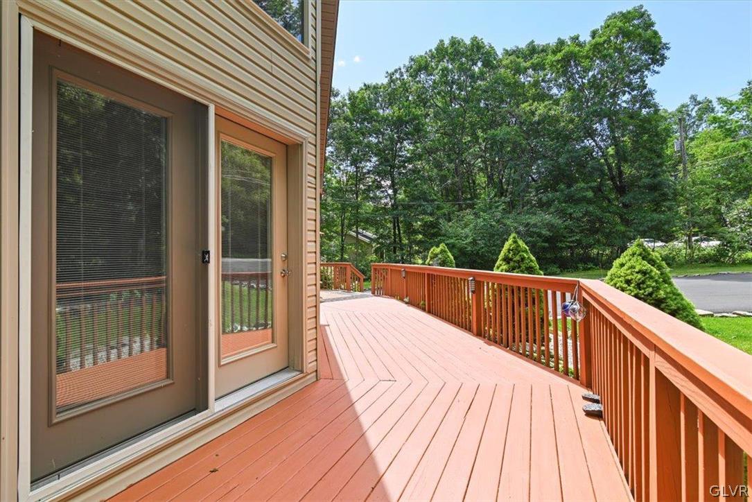 11 Pinoak Drive