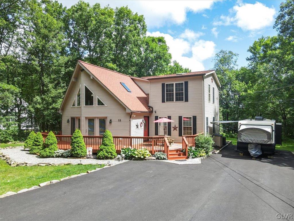 11 Pinoak Drive