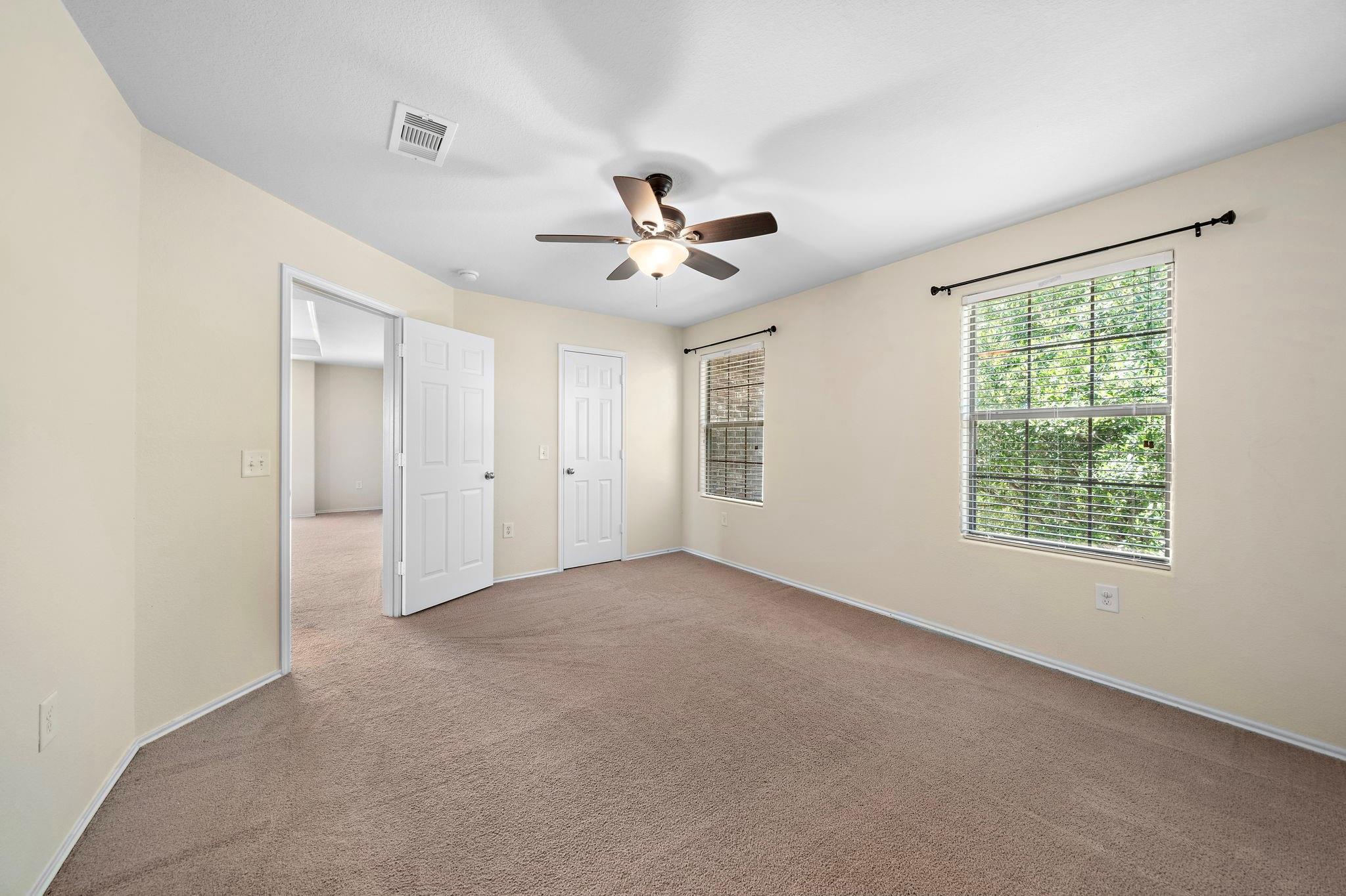 1418 S Maple Drive