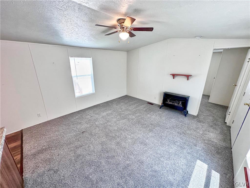 9 Woodland Lane