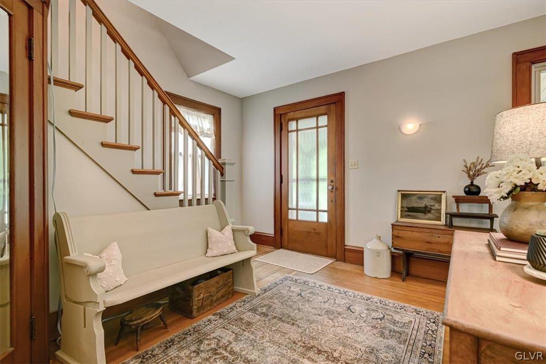 6372 Sullivan Trail