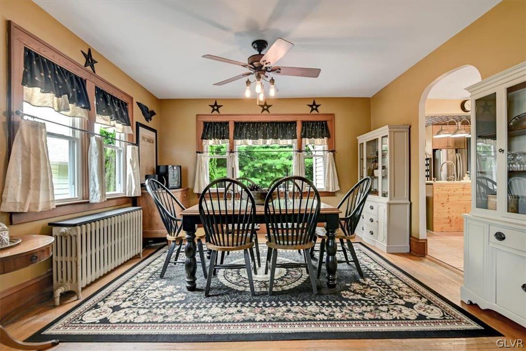 6372 Sullivan Trail