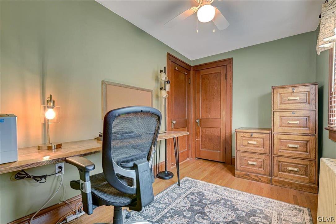 6372 Sullivan Trail